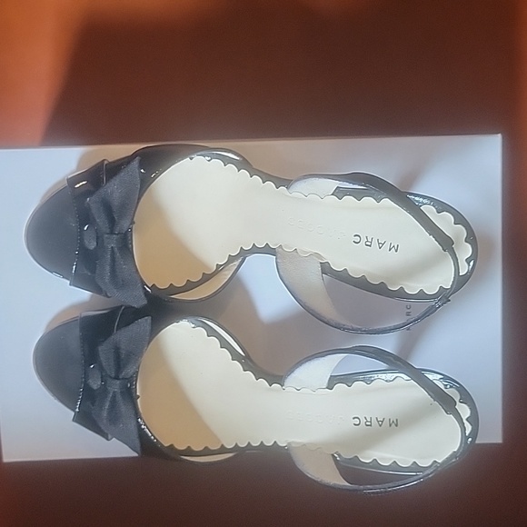 Marc Jacobs Black patent leather high heel slingbacks - Picture 2 of 3